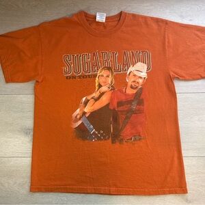 Vintage Sugarland Band Shirt Orange 2008 Tour Dates Graphic Tee Men’s Medium H18